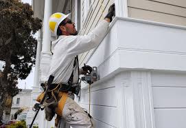 Best Fiber Cement Siding Installation  in Nashvle, IL